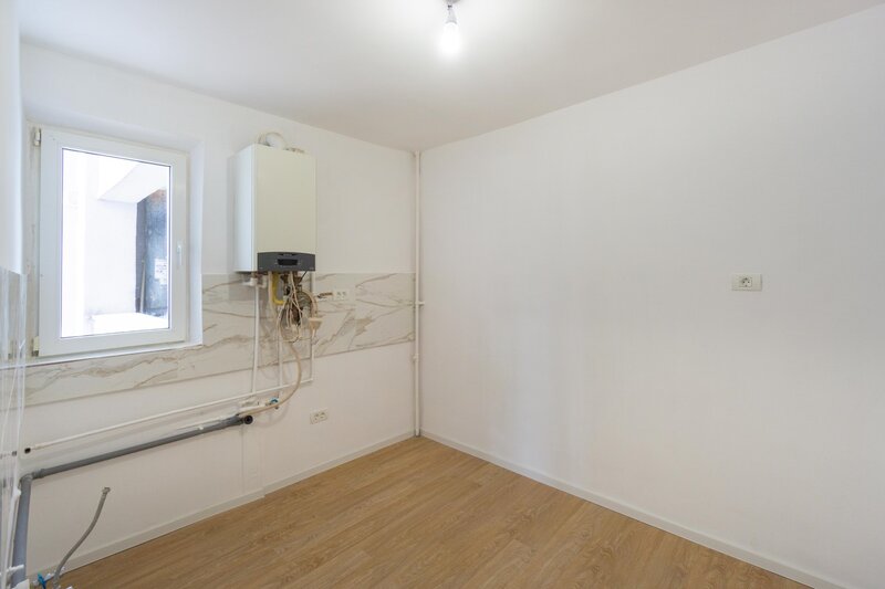 Campia Libertatii, la numai 5 minute parc IOR si mall Park lake, centrala